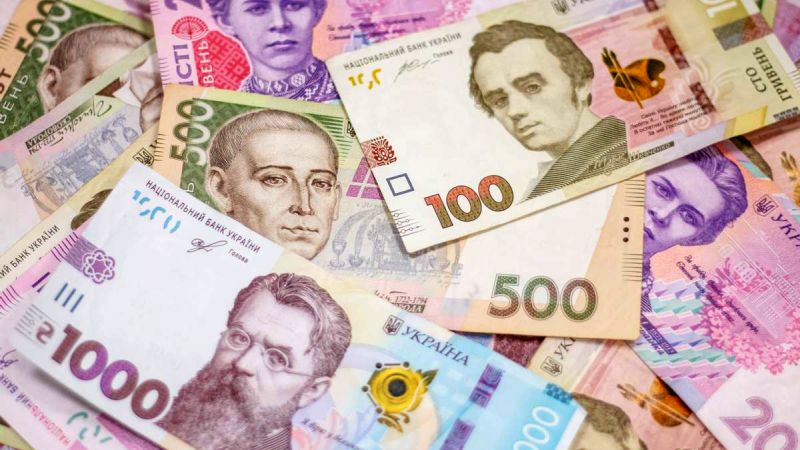 Українці розповіли, як за рік змінилося їхнє фінансове становище