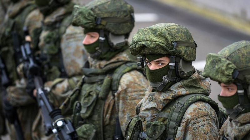 У Британії повідомили про можливість вторгнення армії РФ в Україну напередодні Різдва