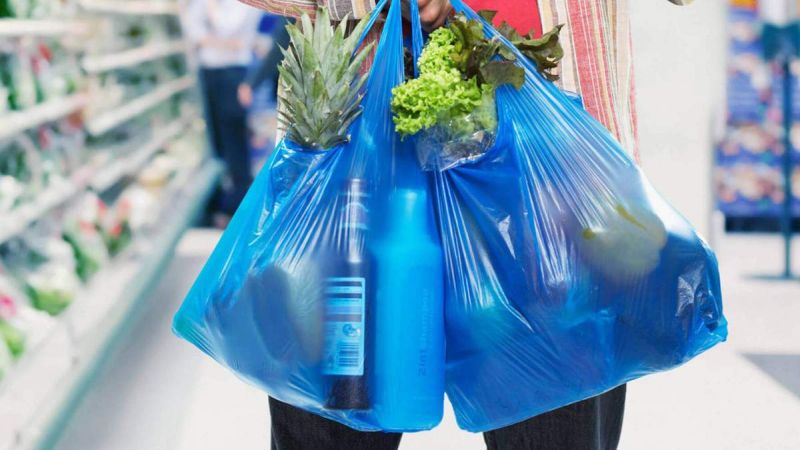 Кабінет міністрів встановив мінімальні ціни на пластикові пакети