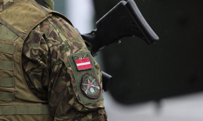 Латвія планує направити військових до України