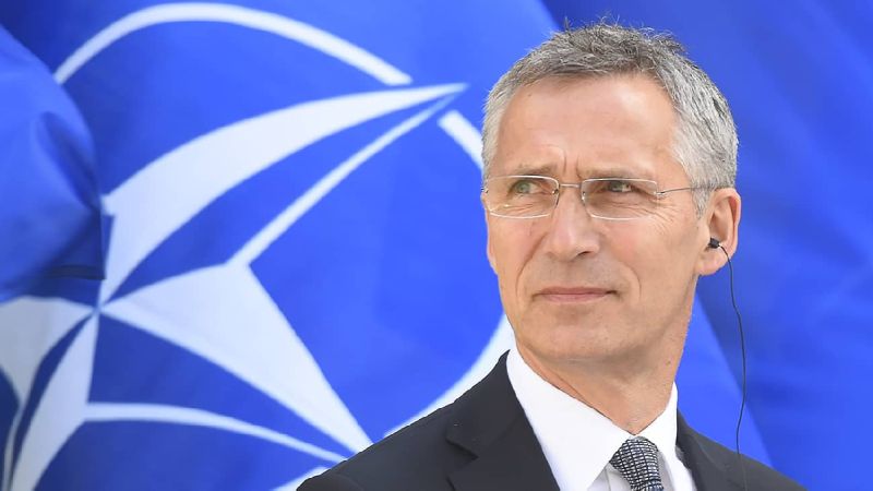 Столтенберг: Росія хоче менше НАТО поблизу кордонів але отримає протилежне