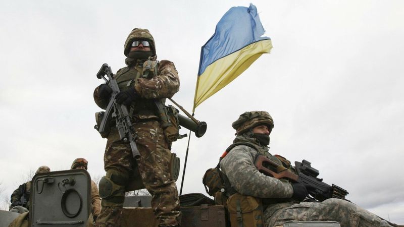 Украинские герои всю ночь защищали родную землю