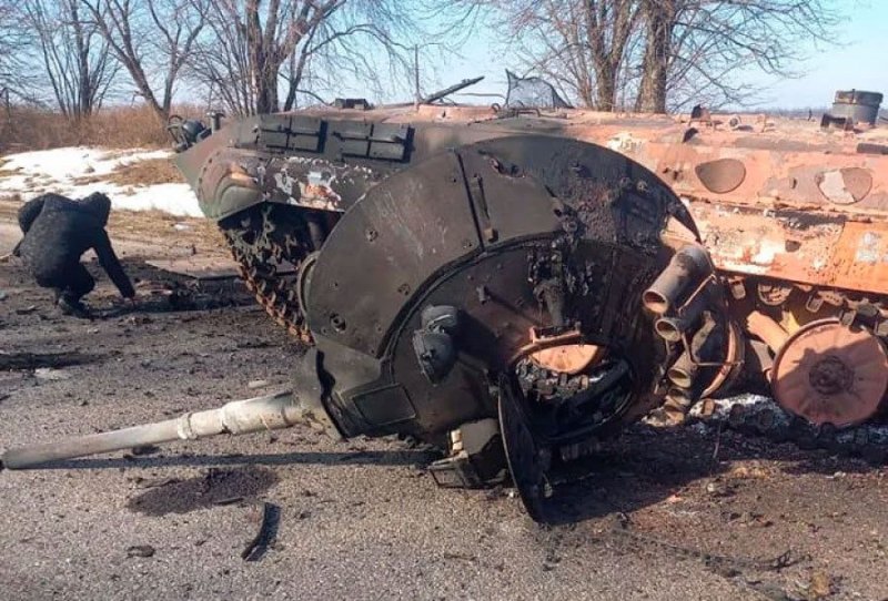 У Сумській області спалили військову техніку росіян