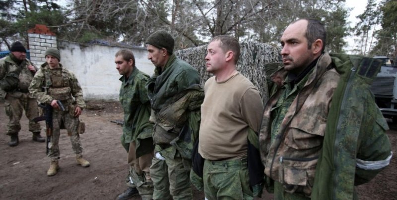 Распространение видео российских военнопленных наносит вред имиджу Украины