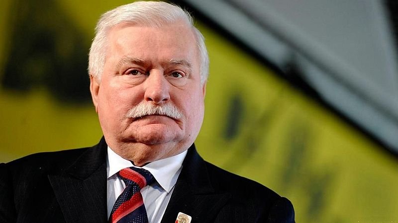 Екс-президент Польщі пояснив як треба розмовляти з Путіним