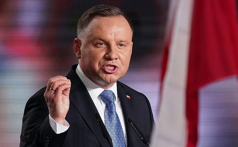 Дуда: Хтось казав, що Адольф Гітлер має зберегти своє обличчя?
