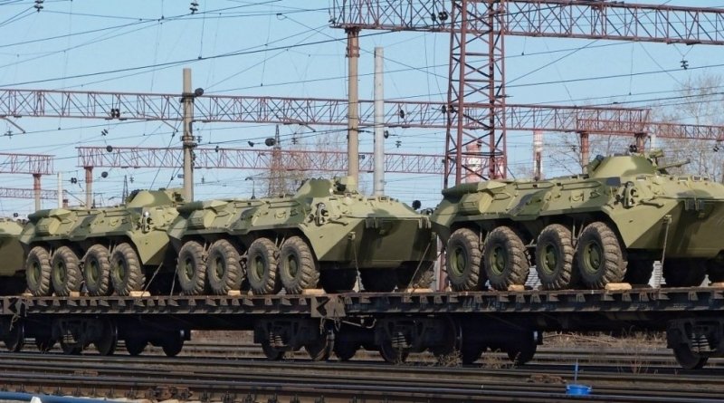 Білорусь перекидає ешелон з технікою до кордону з Україною
