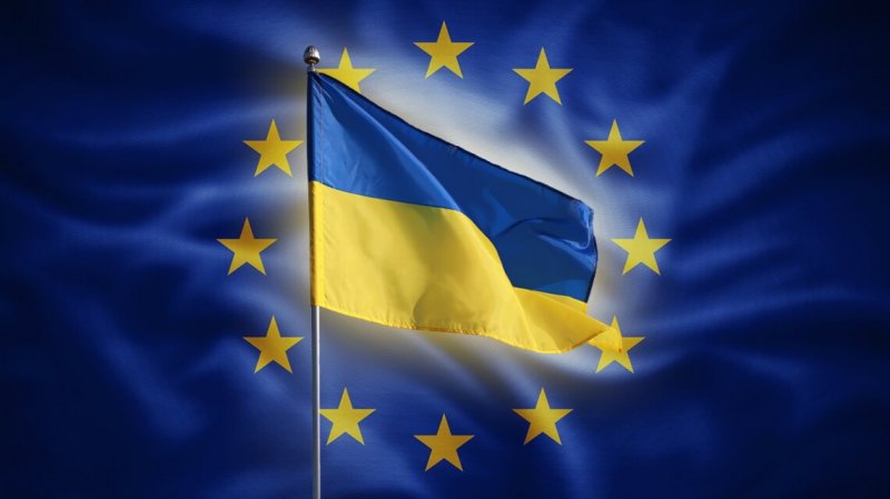ЄК підтримала надання Україні та Молдові статусу кандидатів на вступ до ЄС
