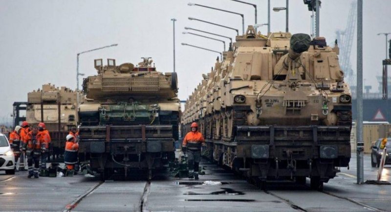 Байден оголосив новий пакет допомоги Україні: Сотні танків, РСЗВ, артсистем та багато іншого