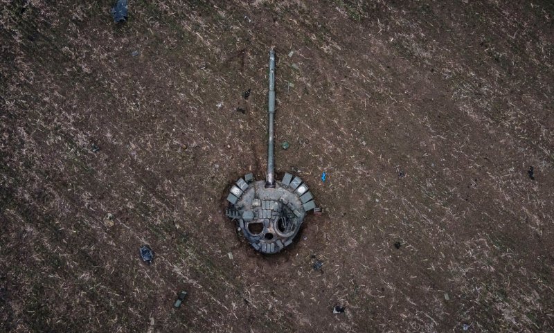 Чому російським танкам в Україні так часто ''відриває башту''