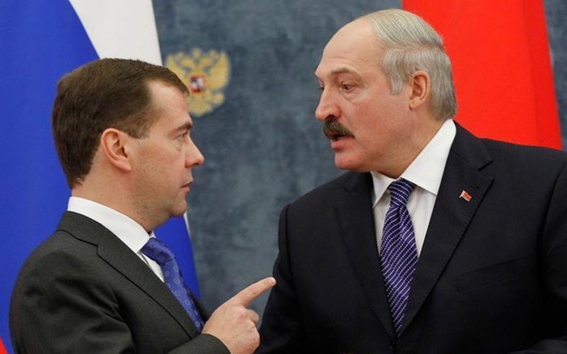 Медведєв та Лукашенко знову відзначились