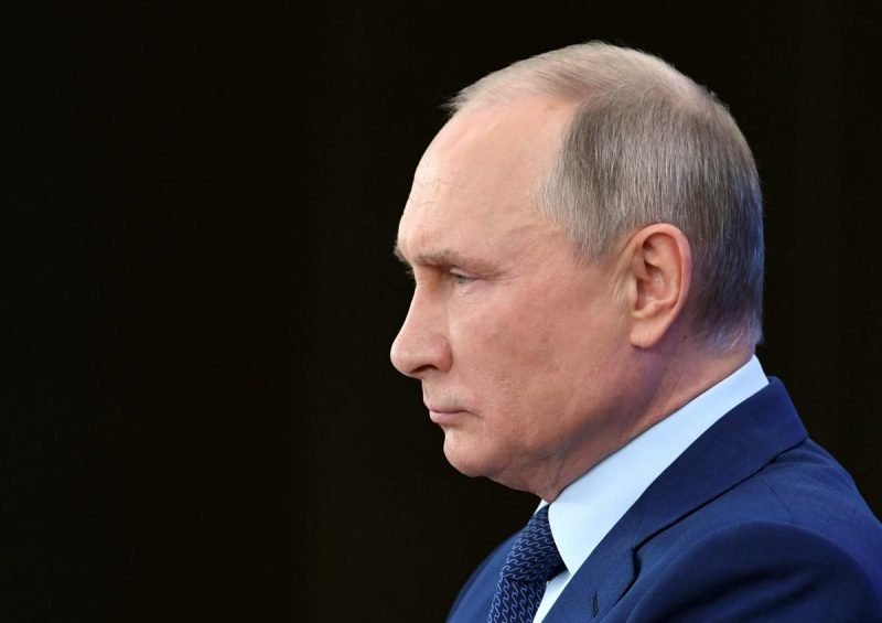 Путін суттєво збільшує витрати бюджету РФ на військові потреби