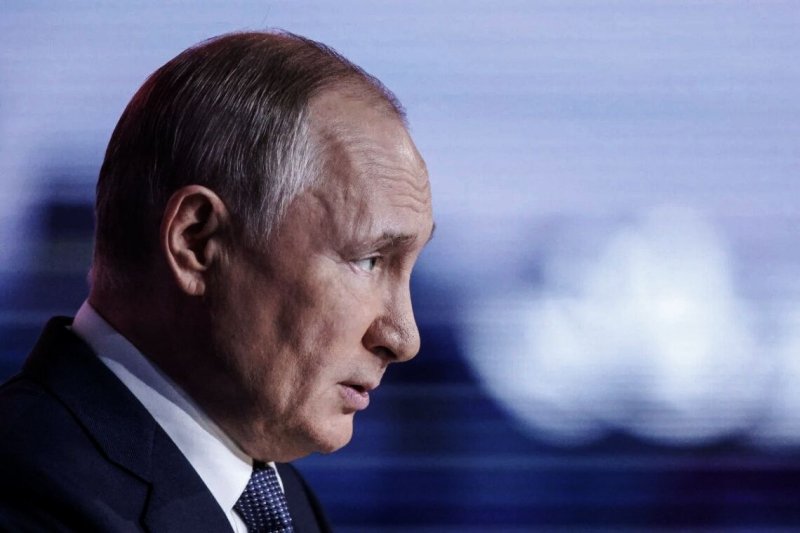 Путін розповів школярам, що ''України ніколи не існувало'' і вигадав нову мету ''спецоперації''