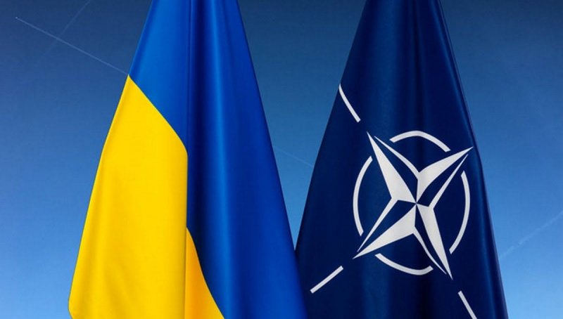 Україна подає заявку на вступ до НАТО