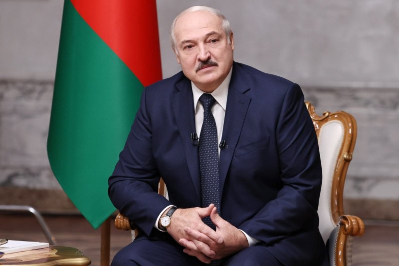 У Лукашенко нові неприємності через допомогу Путіну