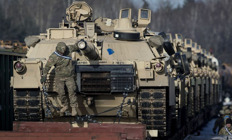 Єврокомісія відпрацьовує план швидкого перекидання військ та зброї