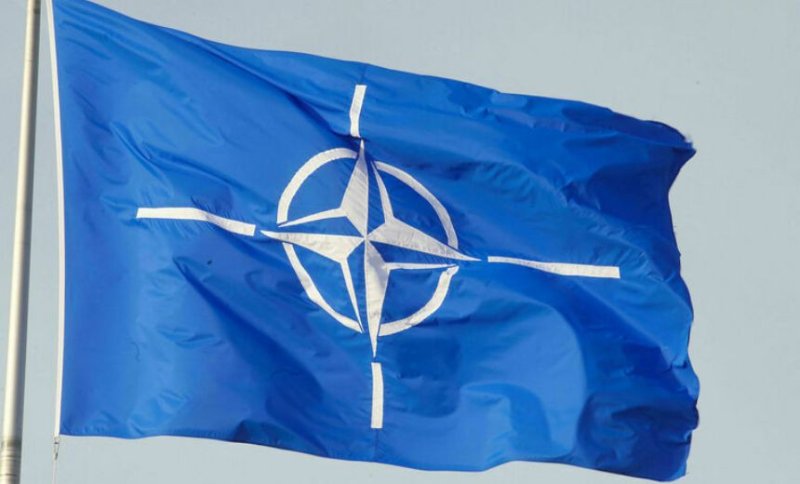 НАТО скликає екстрену нараду послів через події у Польщі