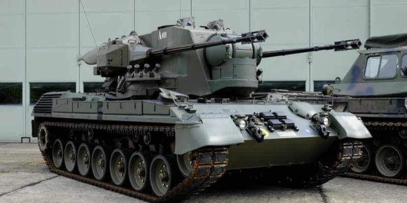 Шольц пообіцяв поставити Україні додаткові зенітні танки Gepard