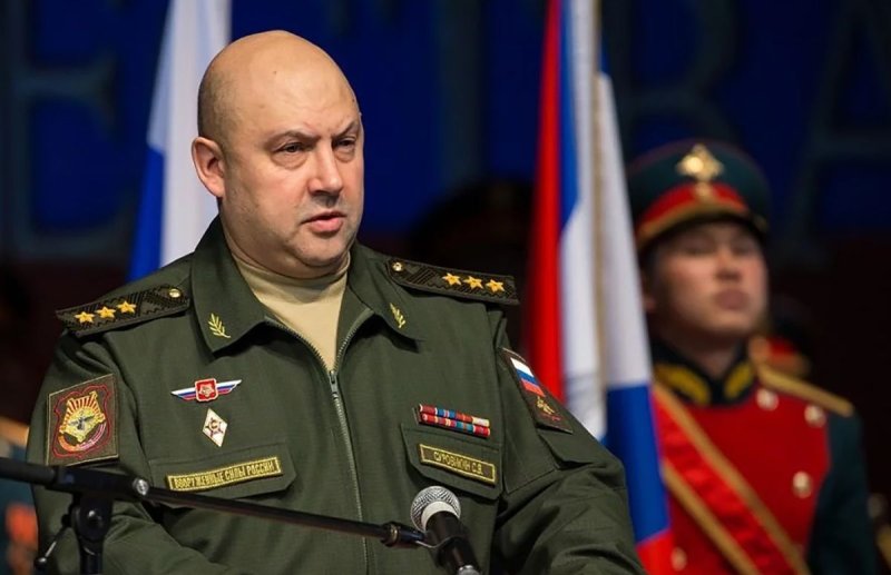 У Кремлі готують розправу над Суровікіним через вибухи у Макіївці та успішні атаки ЗСУ