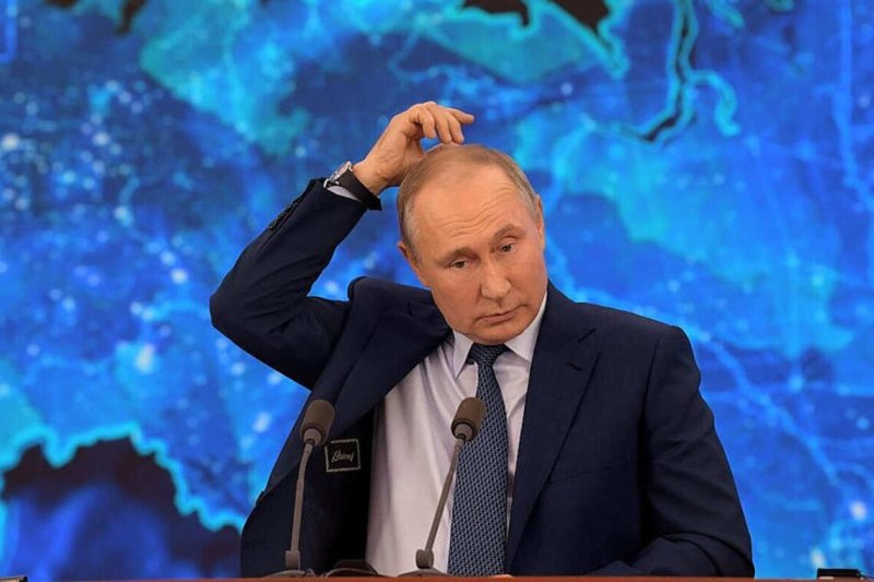 Путін відзначив ''героїзм'' своїх розгромлених морпіхів - про що це говорить?