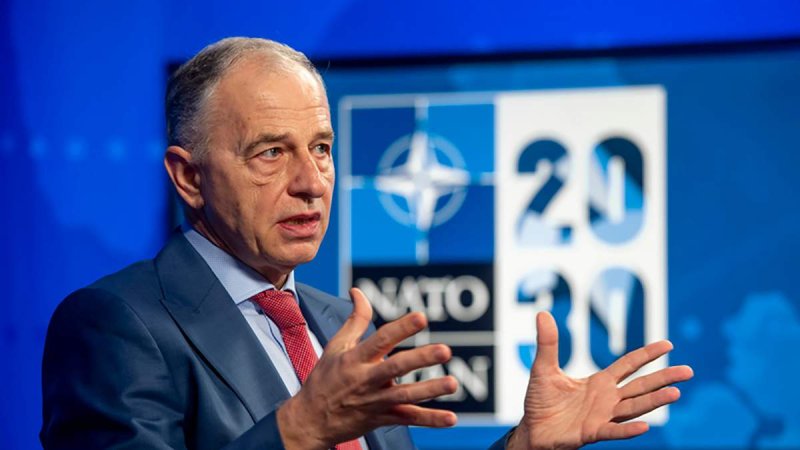 У НАТО змінили погляд на сучасну війну після вторгнення РФ в Україну