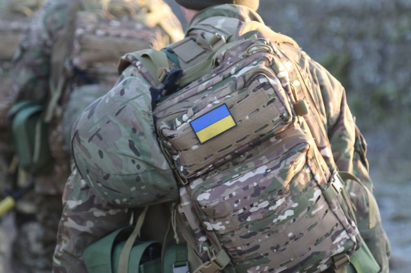 ''Миротворцям'' пояснили, як завершити війну в Україні