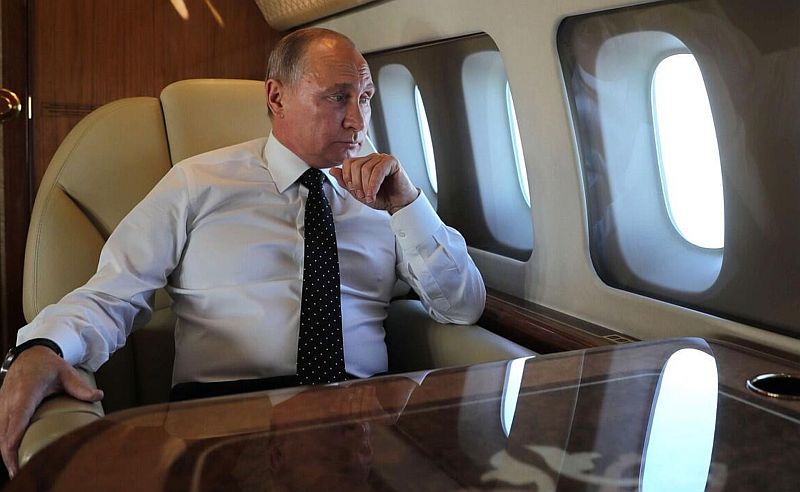 Літак Путіна вилетів з Москви