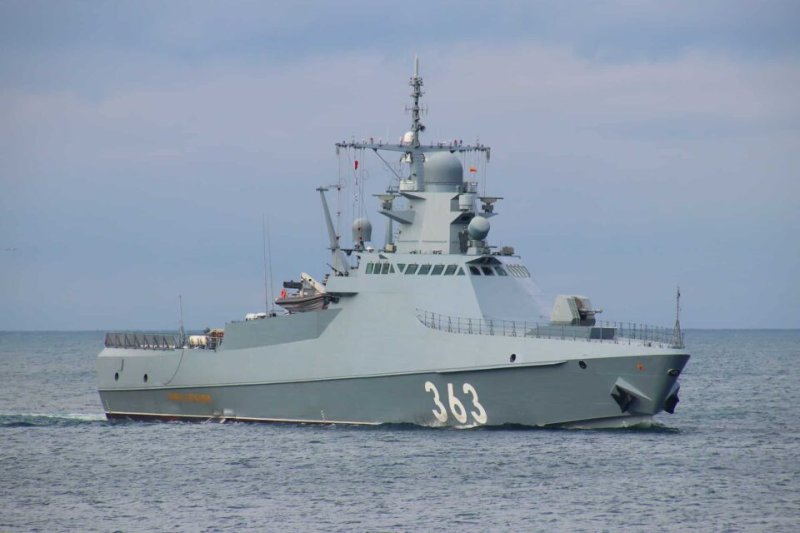 Тепер вже офіційно: Ще один російський корабель "приплив"