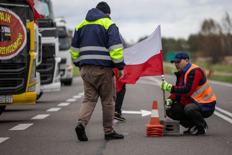 Відповідь українських водіїв на блокаду поляків