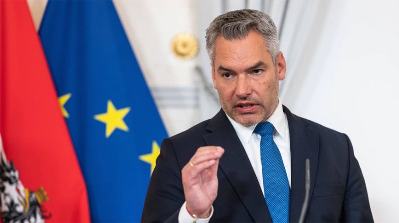 Канцлер Австрії у парламенті ЄС повторив долю Орбана