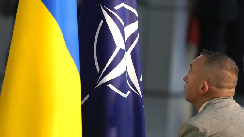 Хто очолить НАТО та чи змінеться щось для України