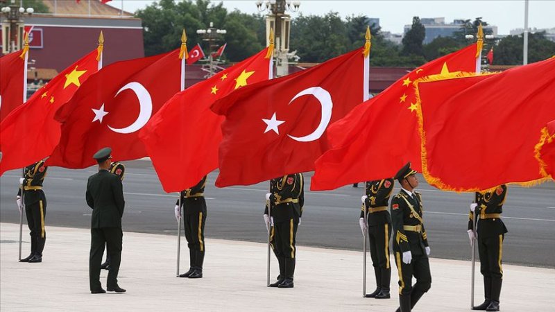 Як РФ використовує мирні прагнення Китаю і Туреччини