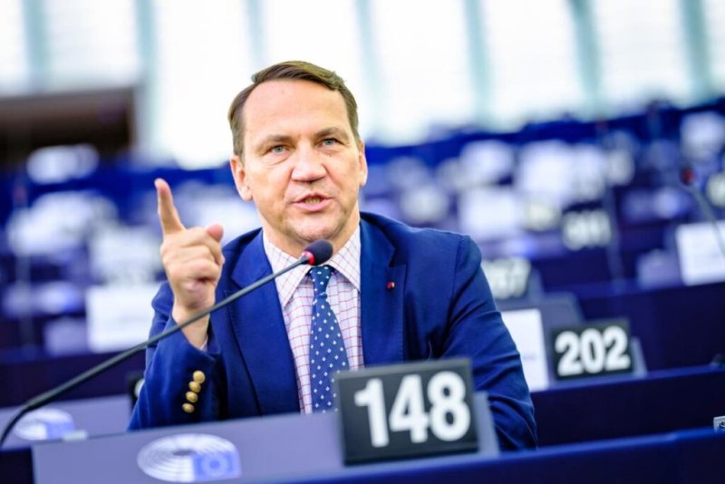 Сікорський звернувся до союзників України