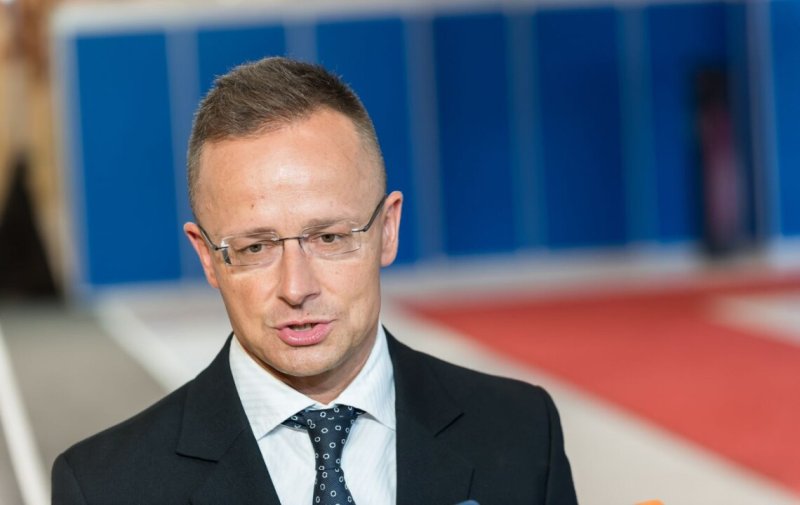 В Угорщині та Словаччині істерика через через відповідь ЄС