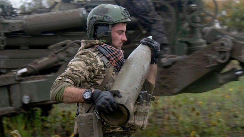 Росіяни провалюють атаки та рівняють  Курську область із землею