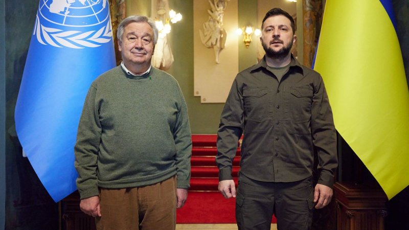 Зеленський про візит Гутерріша до РФ: Це сюр