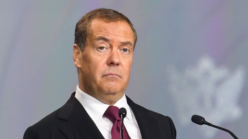 В Rheinmetall прокоментували істеричні погрози Медведєва