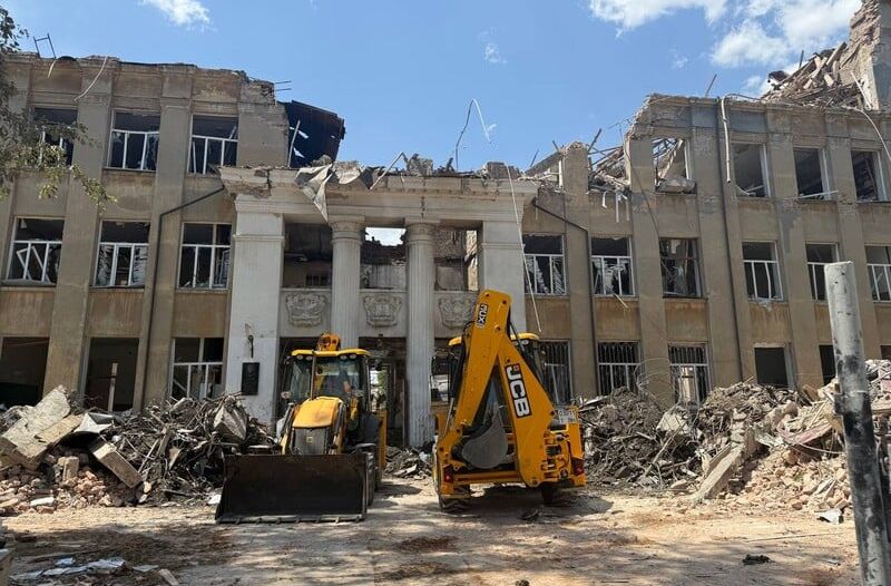 РНБО: Ворог обстрілює українські міста за новою тактикою