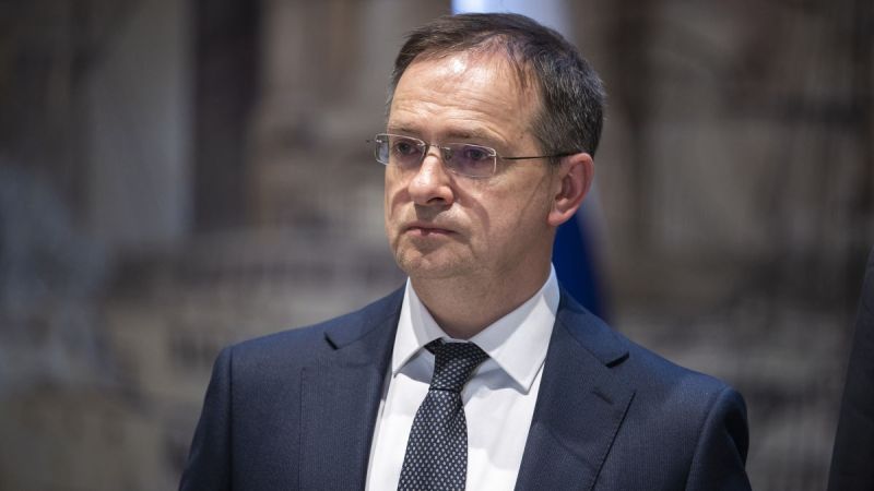 WSJ: Мединський порівняв війну РФ і України з конфліктом між старшим і молодшим братами