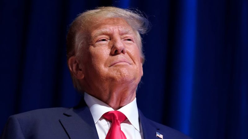 Трамп відповів, чому він не запровадив санкцій і тарифів проти Росії