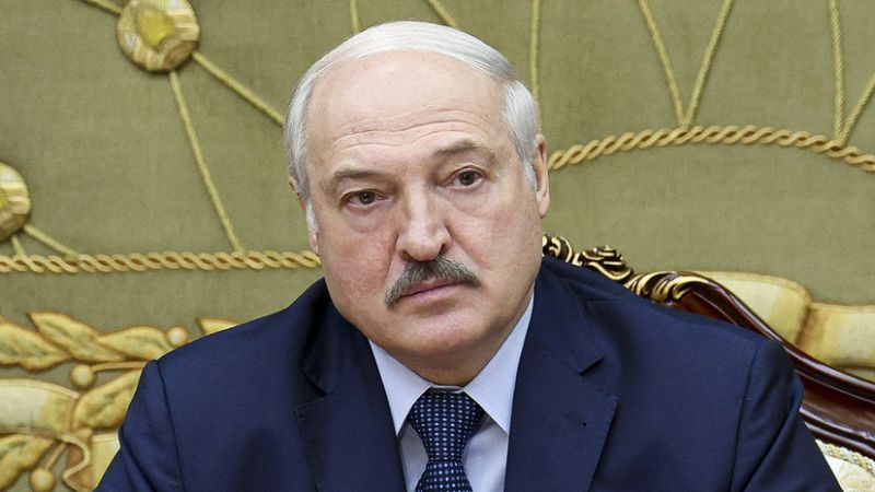 Удар "Орешніком" по Банковій: Лукашенко розповів про несподіване рішення Путіна