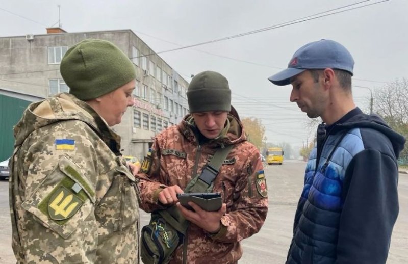 Мобілізація по-новому в Україні: Що варто знати чоловікам