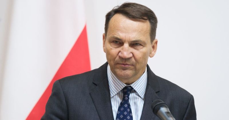 Польща закликає Захід до спільного закриття неба над Україною