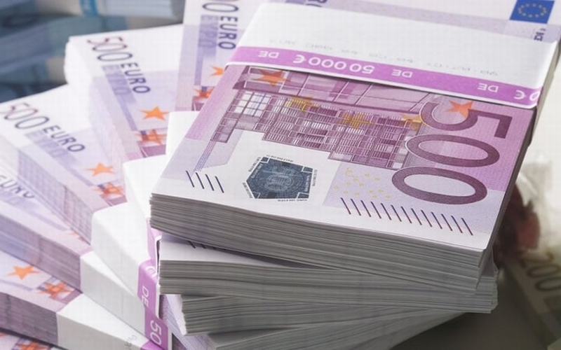 ЄС відклав рішення щодо заморожених російських активів: хто “загальмував” підтримку України