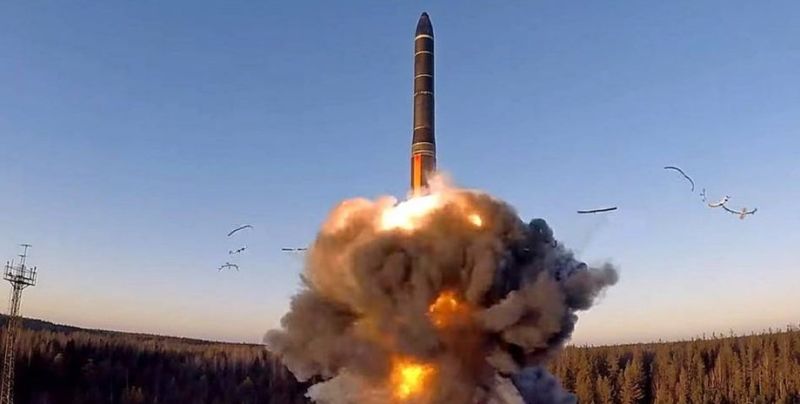 Трамп наказав розпочати випробування ядерної зброї США