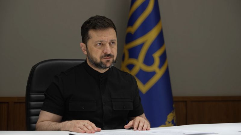 Що буде з Донбасом, кому залишать ЗАЕС і який дедлайн угоди: головне із зустрічі Зеленського зі ЗМІ
