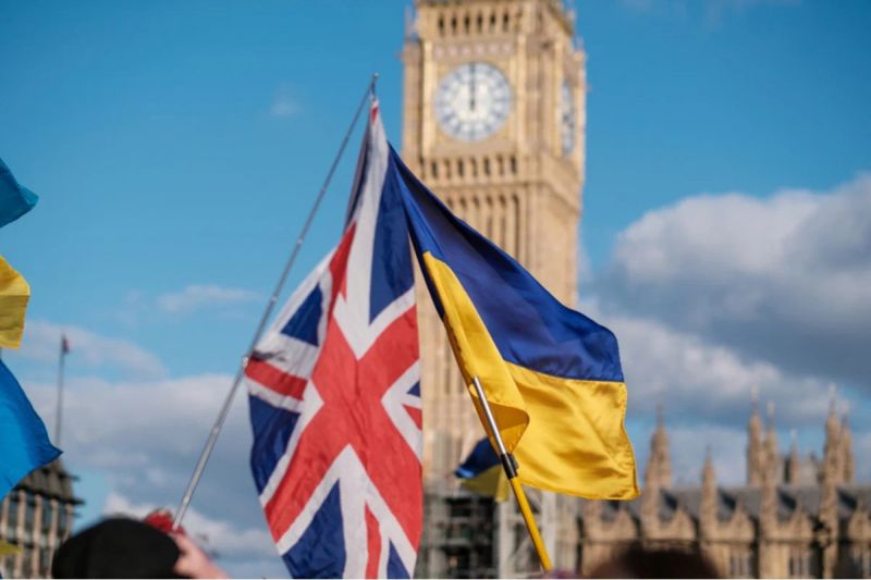 Британія оголосила про план "розморожування"
