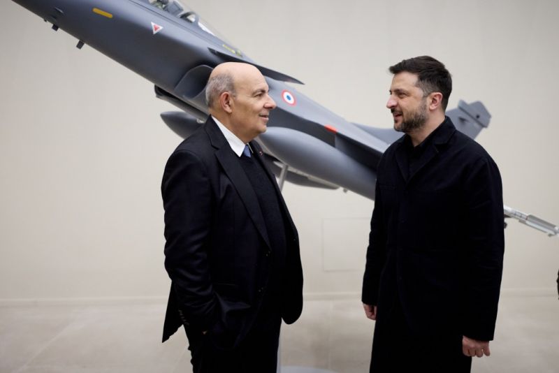 Зеленський зустрівся з керівництвом компанії, яка виробляє літаки Rafale
