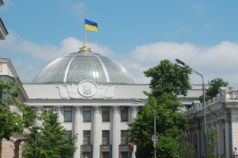 Україна готова до перемир’я, але є нюанс: депутат назвав головну проблему