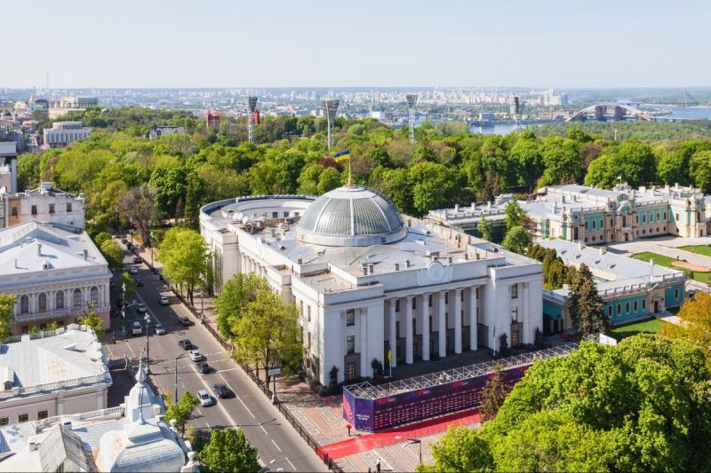 Блокпост для колаборантів: як парламент планує очистити майбутні виборчі списки